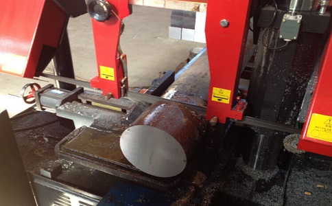 多宝镇卧式带锯床加工时出现明显振荡如何排查？