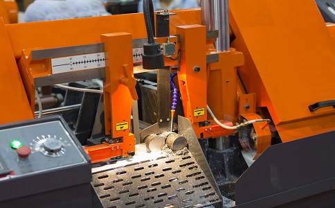 多宝镇龙门带锯床具备哪些优点？